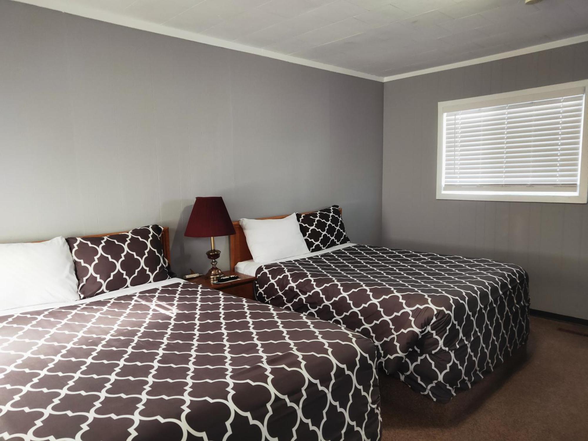 Melville Melsask Motel מראה חיצוני תמונה