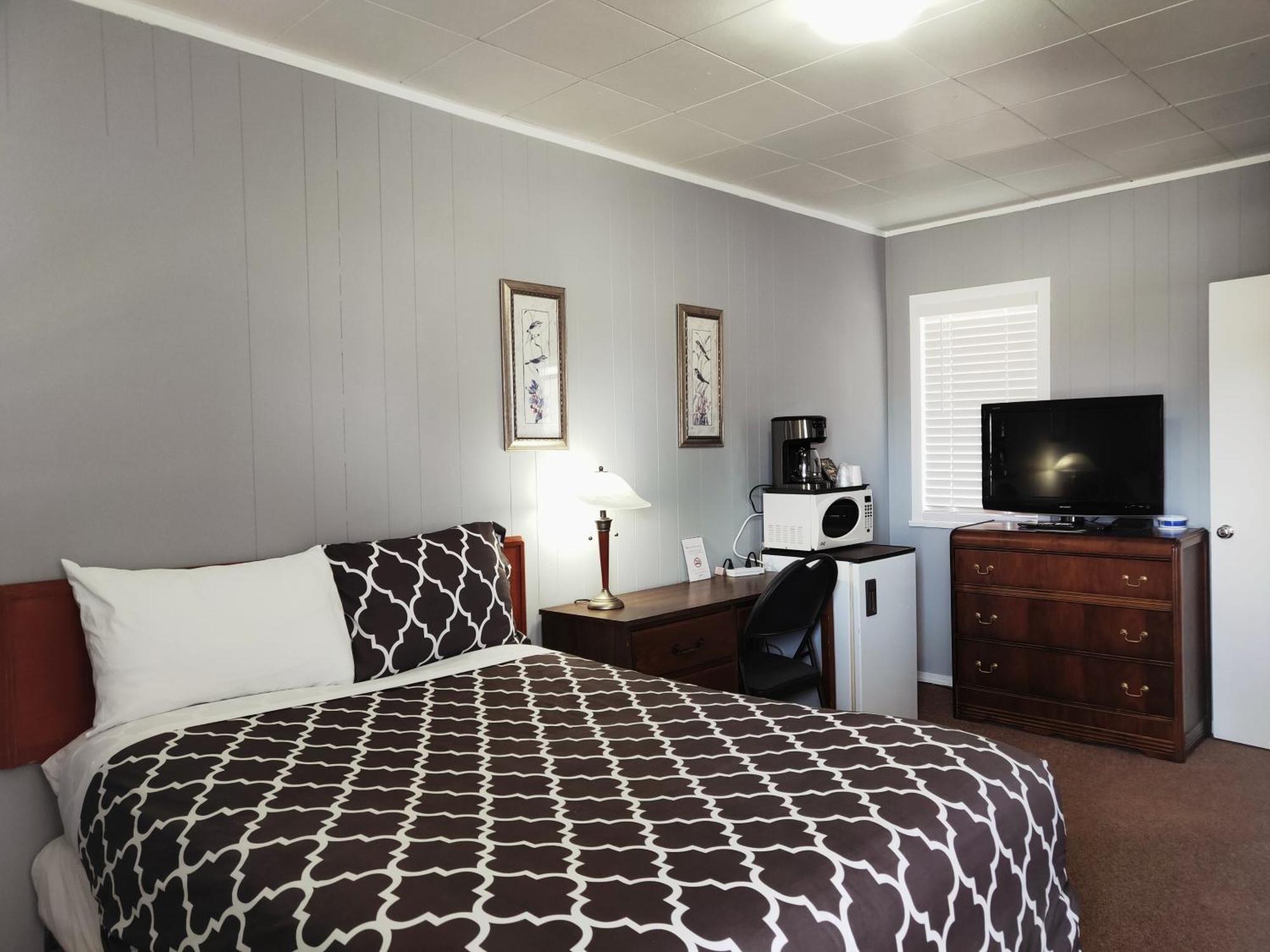 Melville Melsask Motel מראה חיצוני תמונה