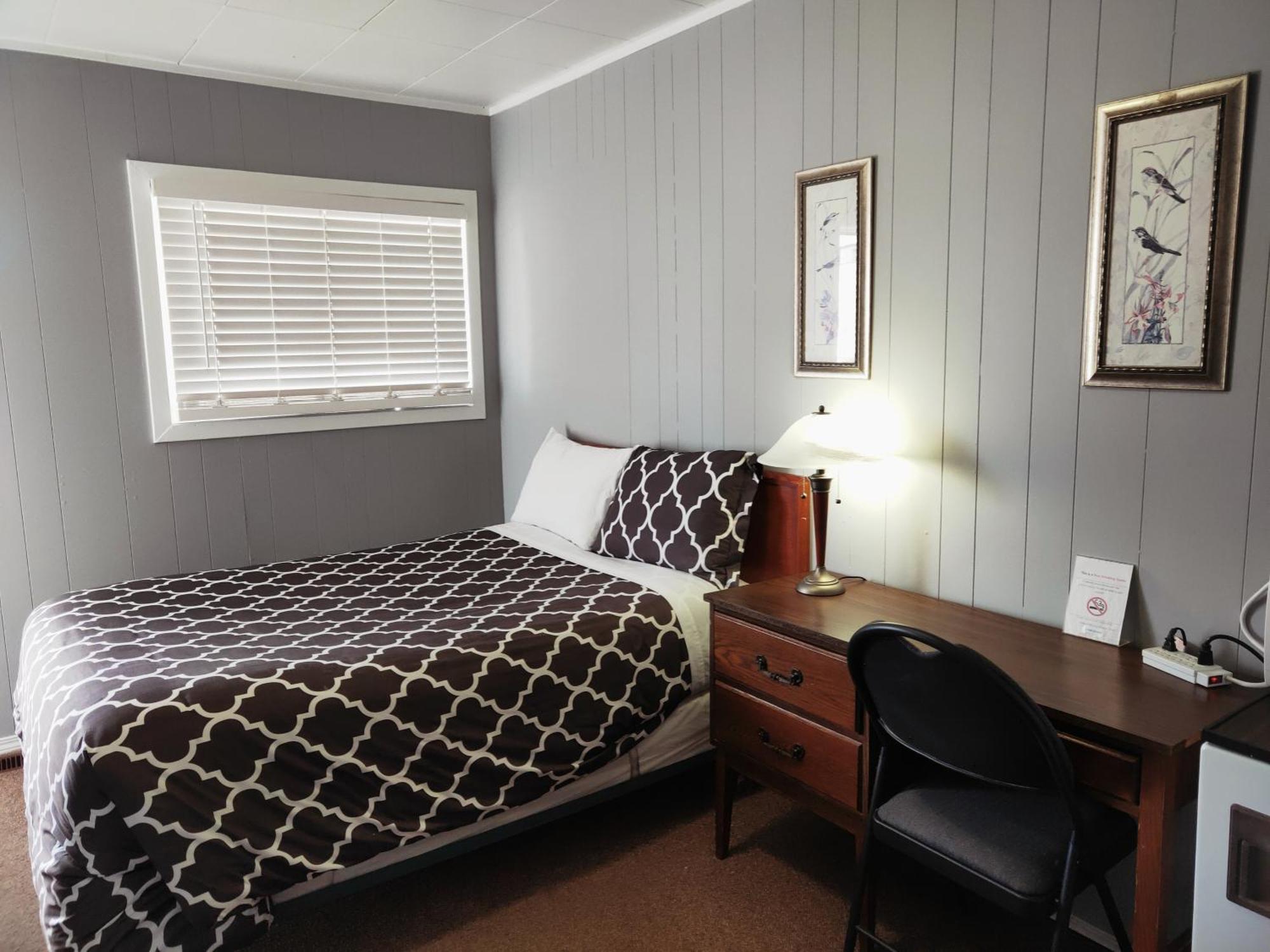 Melville Melsask Motel מראה חיצוני תמונה