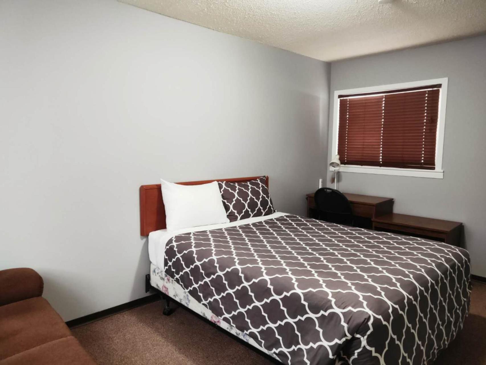 Melville Melsask Motel מראה חיצוני תמונה