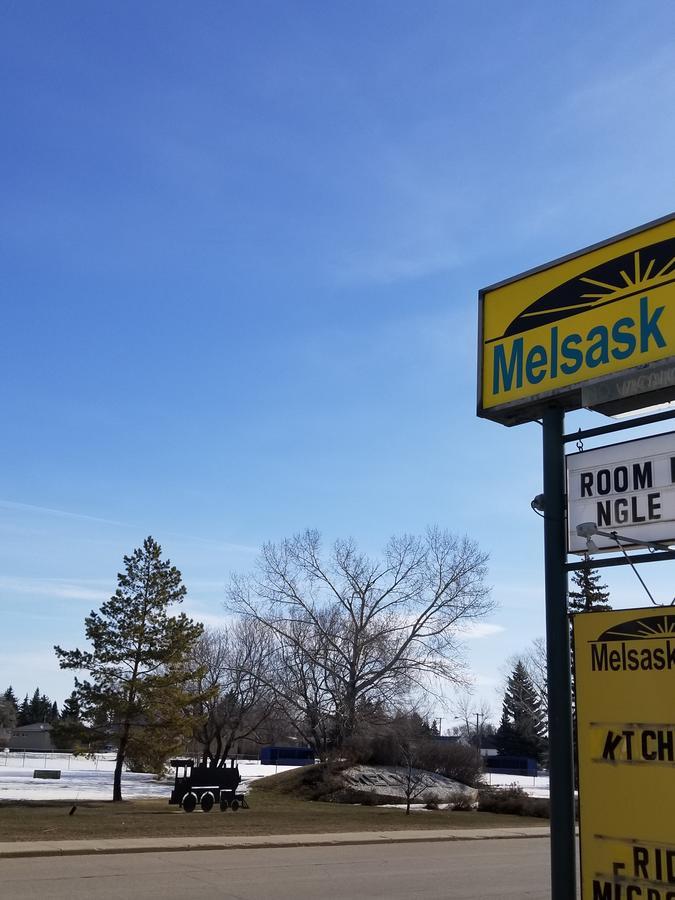 Melville Melsask Motel מראה חיצוני תמונה