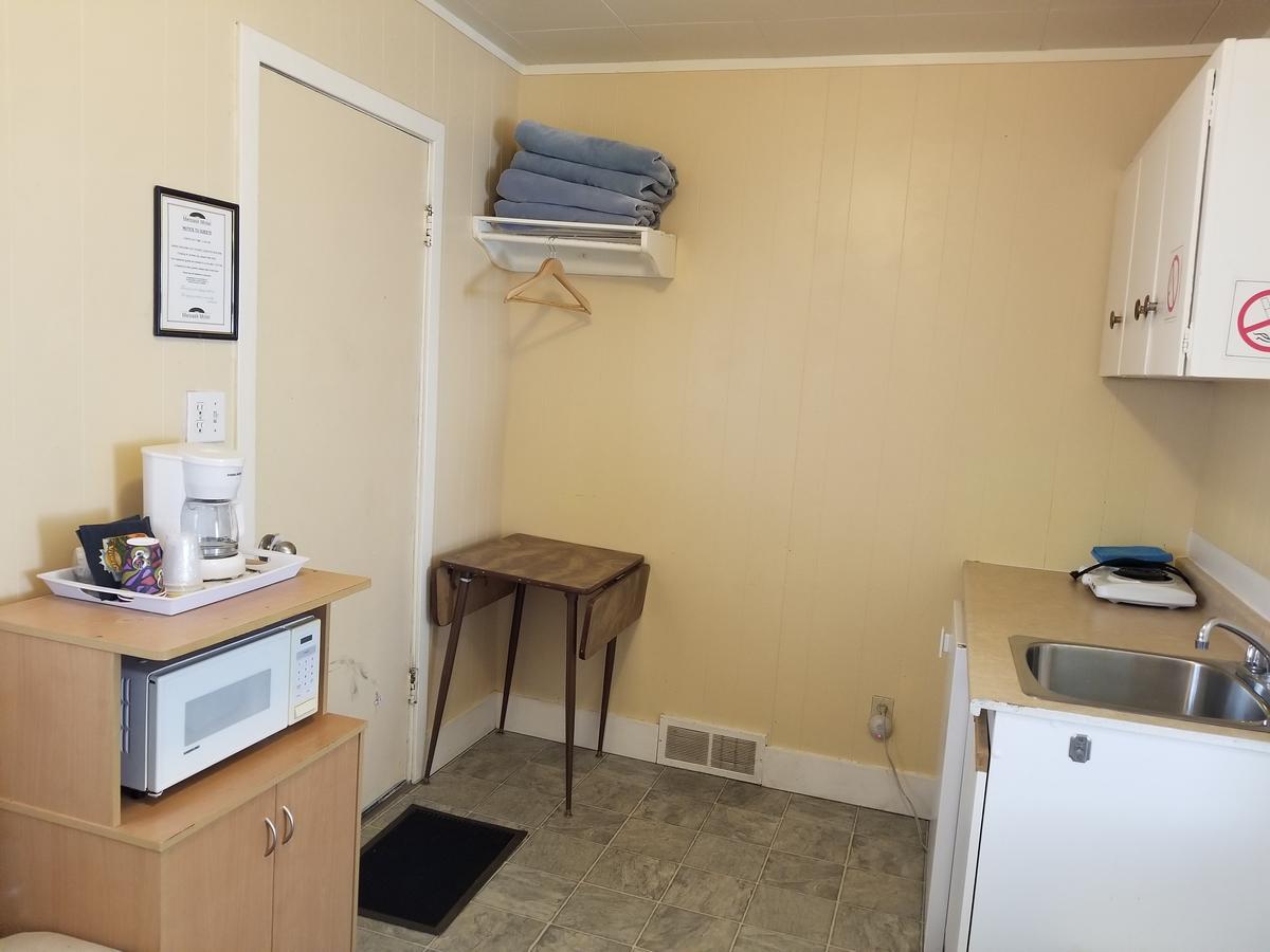 Melville Melsask Motel מראה חיצוני תמונה