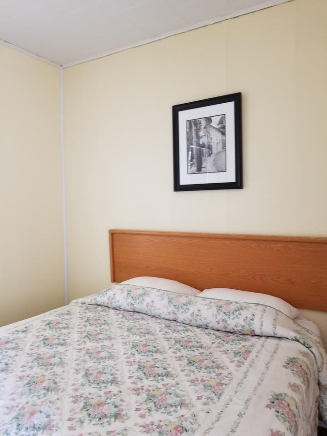 Melville Melsask Motel מראה חיצוני תמונה