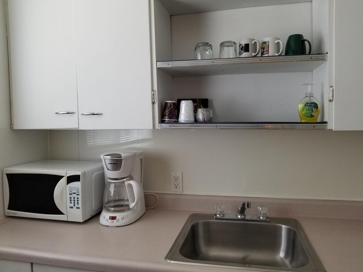 Melville Melsask Motel מראה חיצוני תמונה