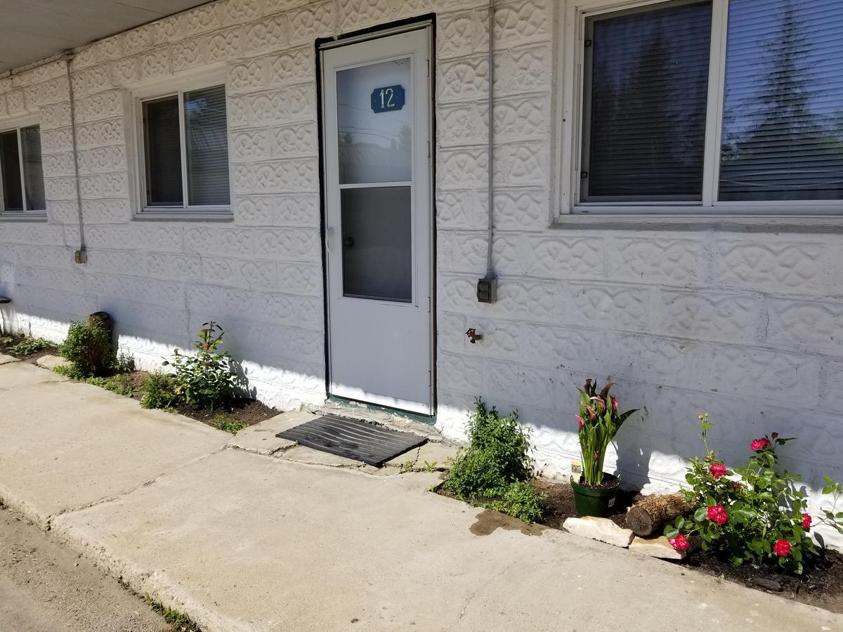 Melville Melsask Motel מראה חיצוני תמונה