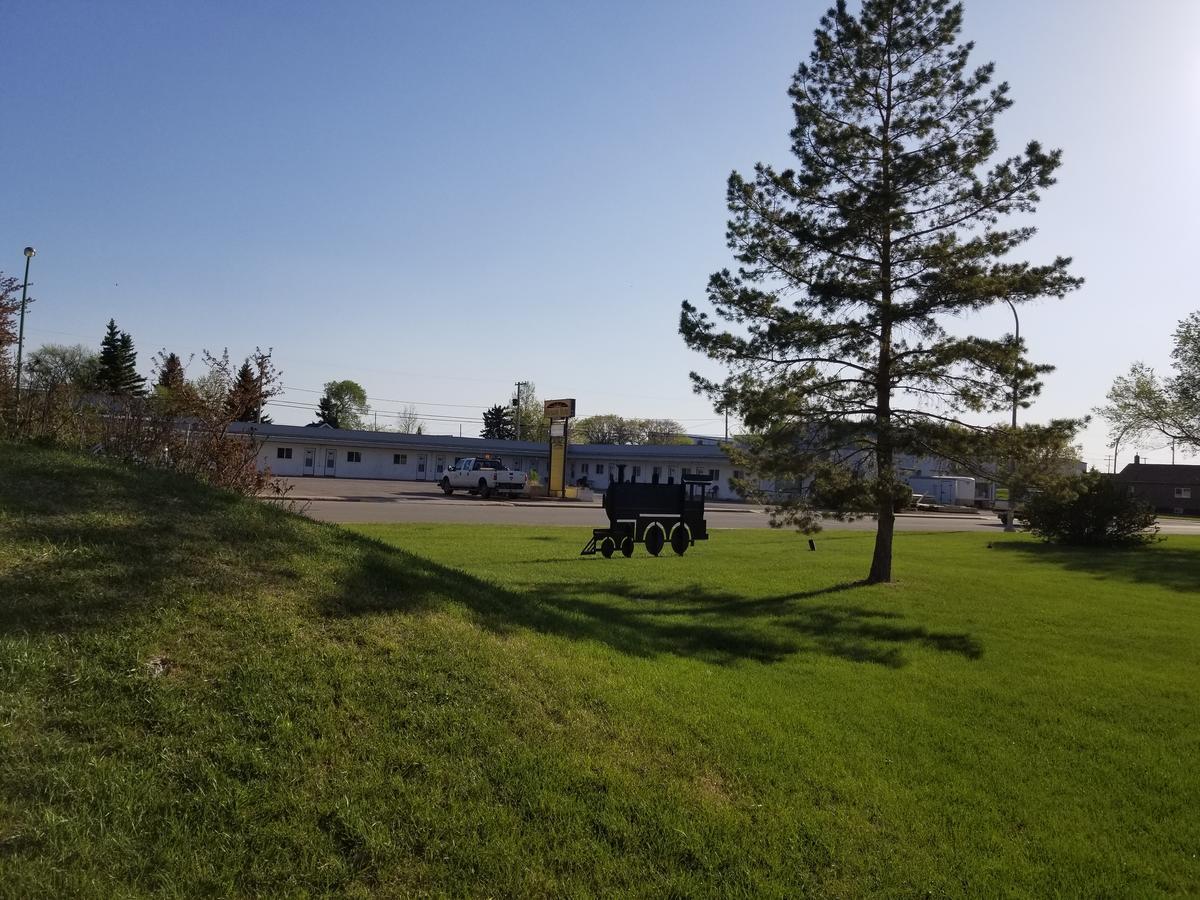Melville Melsask Motel מראה חיצוני תמונה